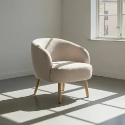 Fåtöljer|Sittmöbler|Reforma Fåtölj 'Capri' träben - Beige/Bouclé