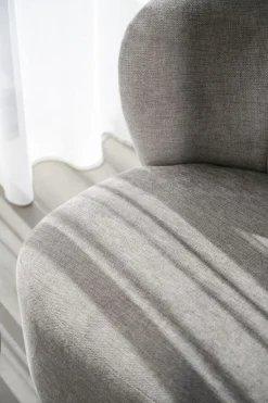 Fåtöljer|Vardagsrum|Rowico Home Fåtölj 'Roselawn' - Beige