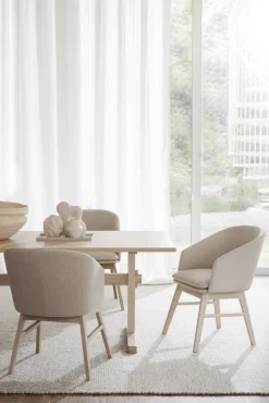 Stolar|Kök|Rowico Home Karmstol 'Windham' - Beige/Vitpigmenterad