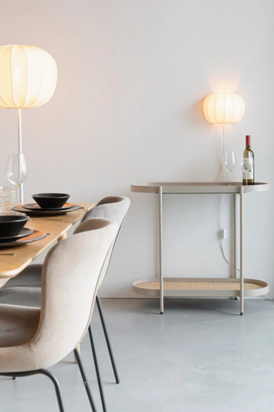 Avlastningsbord|Hall|Zuiver Konsolbord 'Amaya' - Beige
