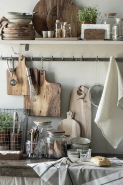 Klädhängare|Hyllor & Förvaring|Ib Laursen Kroklist 'Antique brass' - Silver