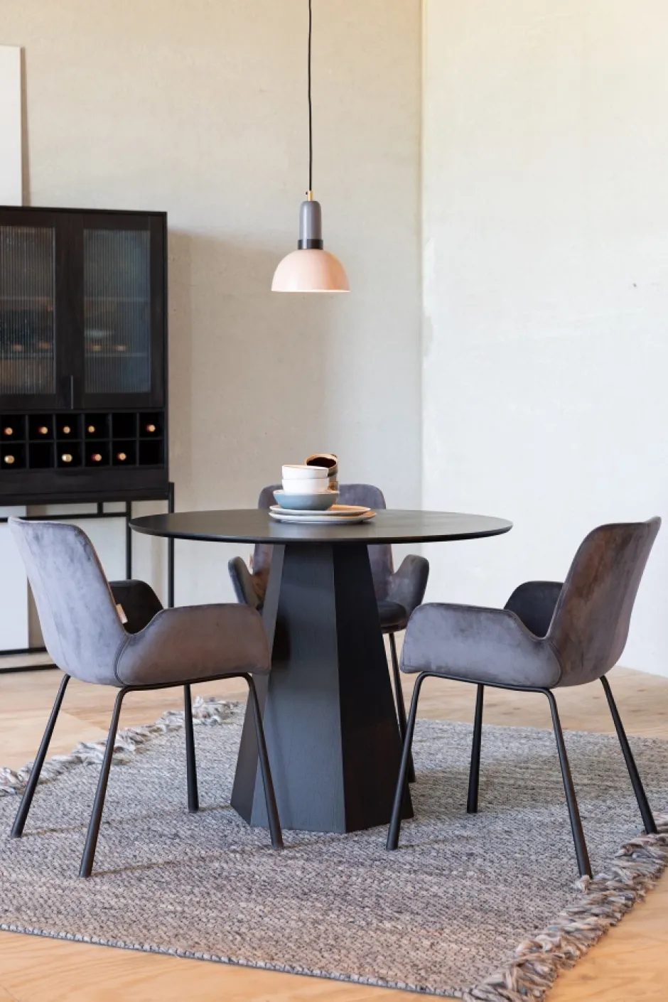 Runda Matbord|Matbord|Zuiver Matbord 'Pilar' Runt 100cm - Svart