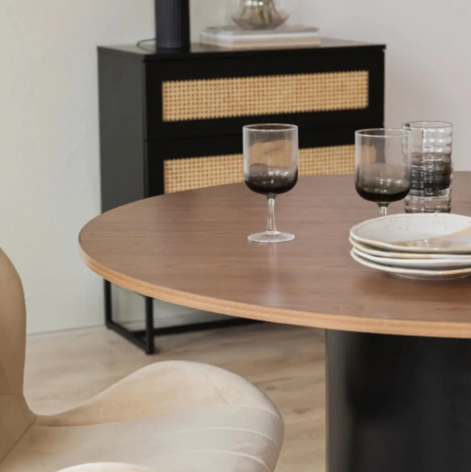 Bord|Runda Matbord|Reforma Matbord 'Rounded' Runt 120cm - Valnöt