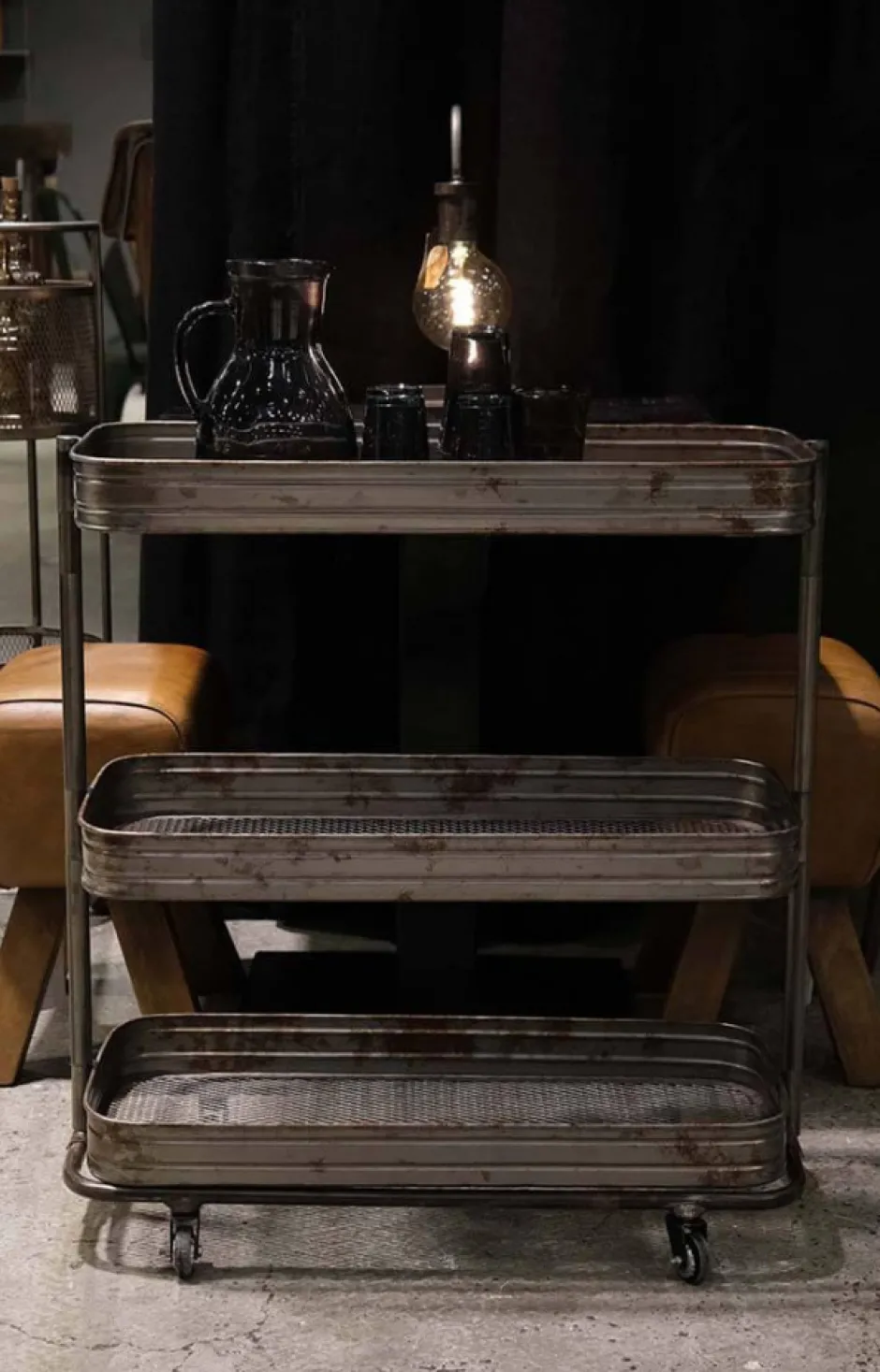 Serveringsvagnar & Rullbord|Kök|Trademark Living Rullbord 'Vega' - Järn/Klarlack