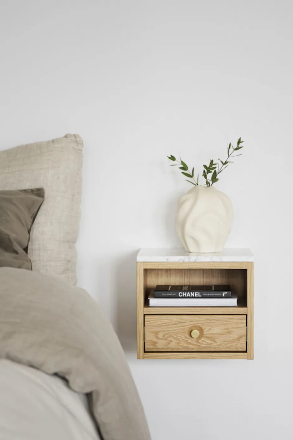 Sovrum|Sängbord|Rowico Home Sängbord 'Whitmore' - Ek