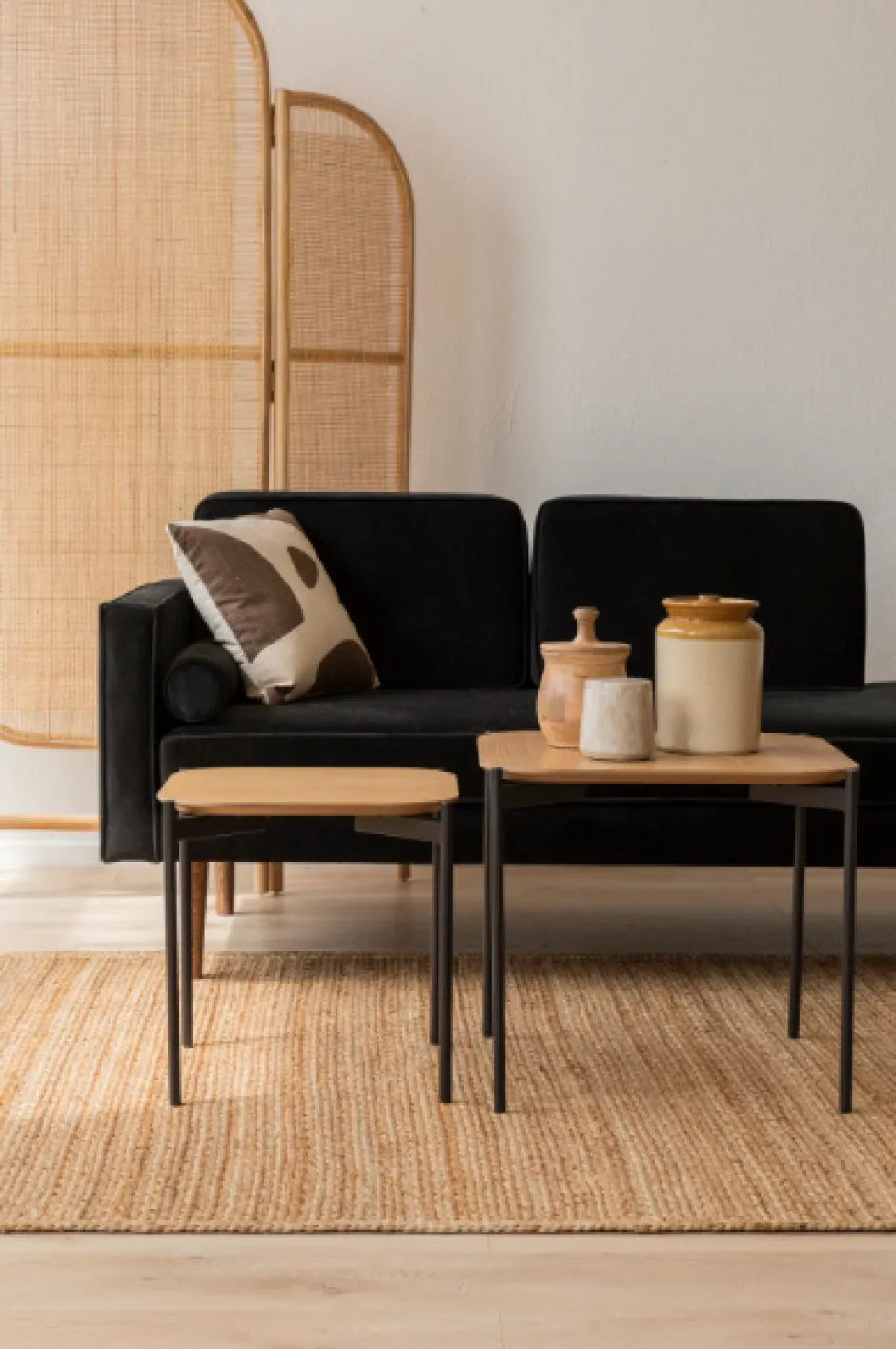 Bord|Soffbord|Reforma Soffbord 'Frida' 50x50cm - Natur/Svart