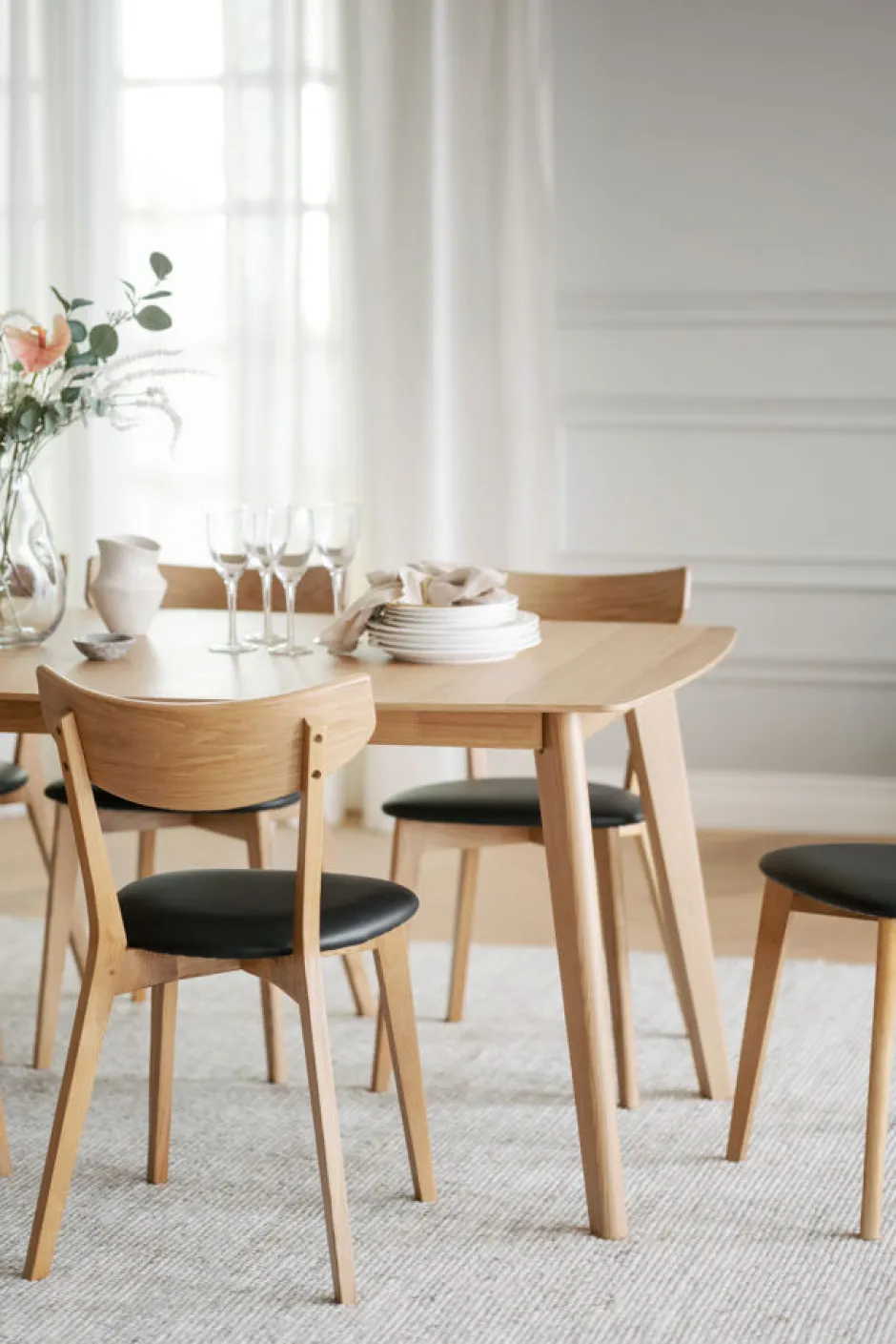 Stolar|Kök|Rowico Home Stol 'Ami' - Ek/Svart